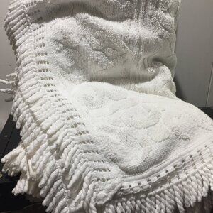 VINTAGE CHENILLE FRINGE BEDSPREADS SIZE KING